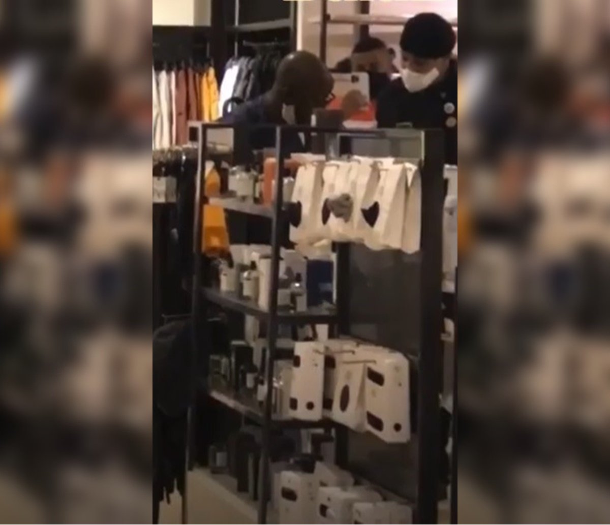 Loja Zara do Shopping da Bahia é acusada de racismo após mandar abordar cliente negro; vídeo 