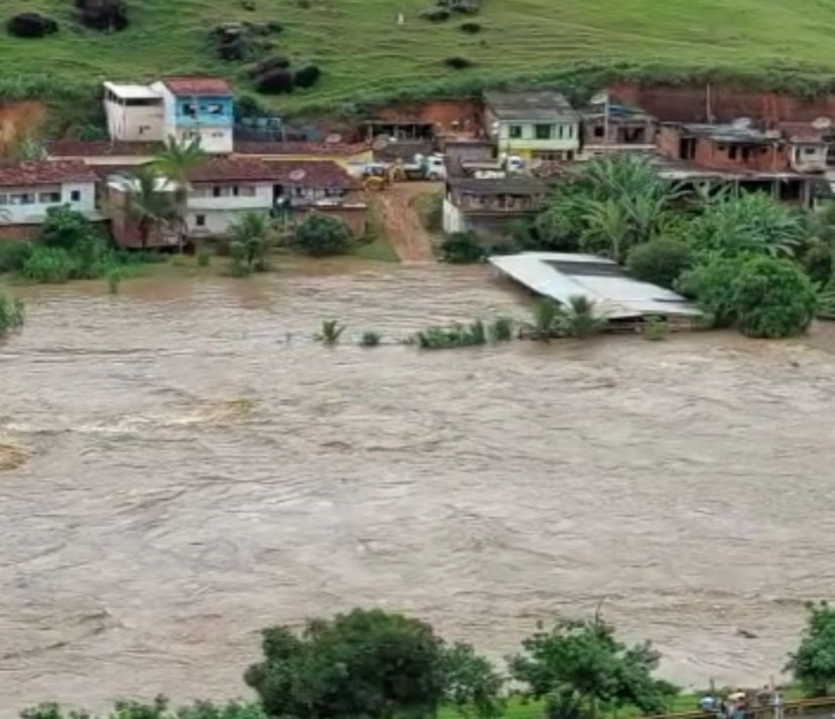 Número de mortos pelas chuvas na Bahia chega a 24; mais de 37 mil pessoas estão desabrigadas