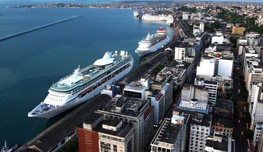 Navio atracado em Salvador tem surto de Covid-19 e Prefeitura proíbe acesso dos tripulantes à cidade