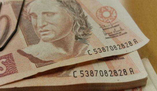 Salário mínimo passa a ser de R$ 1.212 a partir de janeiro de 2022