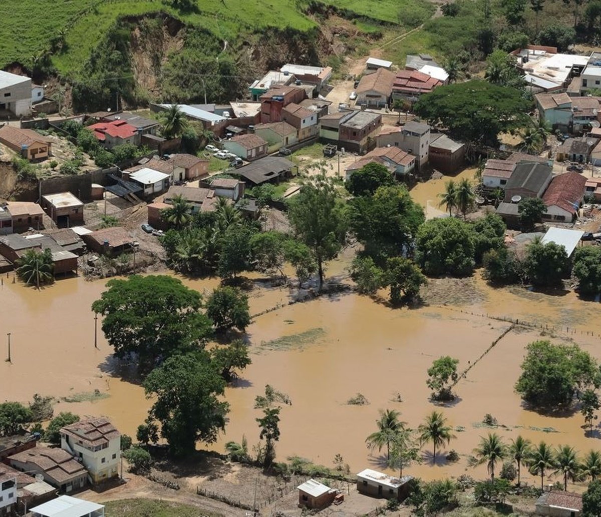 Chuvas na Bahia já afetaram mais de 661 mil pessoas, detalha Governo; veja lista de cidades com situação de emergência 