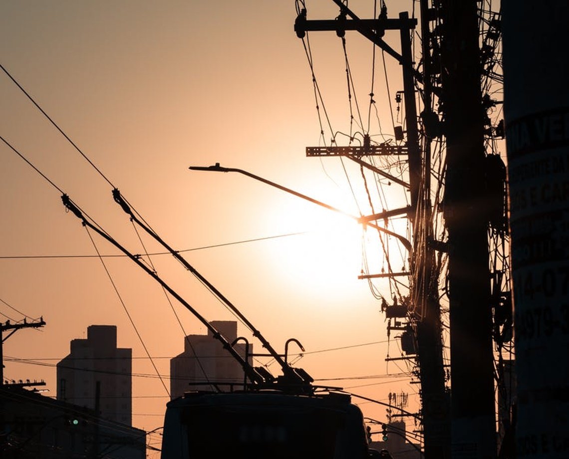 'Gatos': 10 pessoas foram parar na delegacia por furto de energia na Bahia em 2021; saiba como denunciar