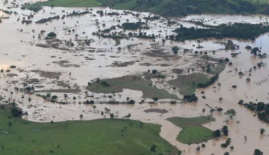 Dados atualizados da Defesa Civil apontam que a Bahia teve mais de 850 mil pessoas atingidas pelas chuvas; 26 morreram