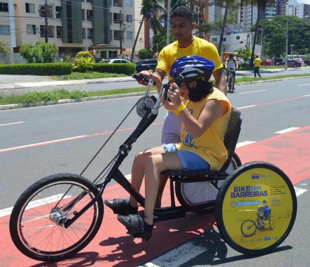 Projeto que leva bicicletas para pessoas com deficiência acontece neste sábado no Parque da Cidade, em Salvador