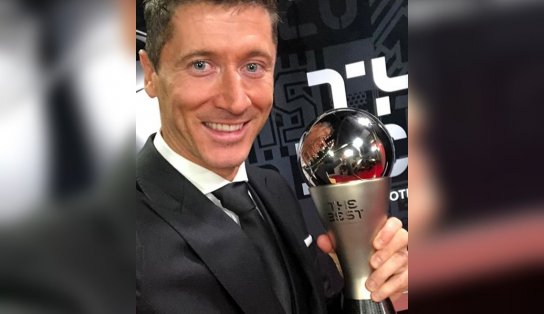 Lewandowski e Alexia Putellas são eleitos melhores jogadores do mundo; única brasileira, Marta fica na "seleção da temporada"