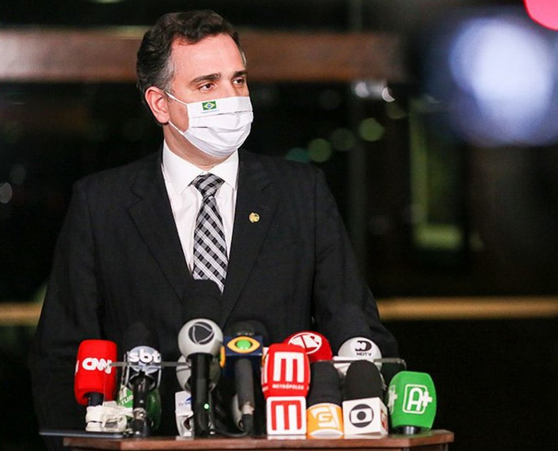 Presidente do Senado quer votar projeto sobre pre&ccedil;o de combust&iacute;veis; intuito &eacute; frear o modelo atual de remarca&ccedil;&atilde;o frequente