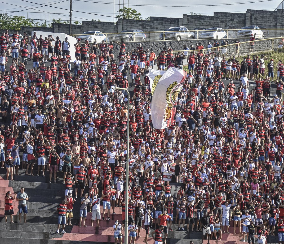 Bruno Reis autoriza presença de torcida visitante em jogos do Baianão em Salvador