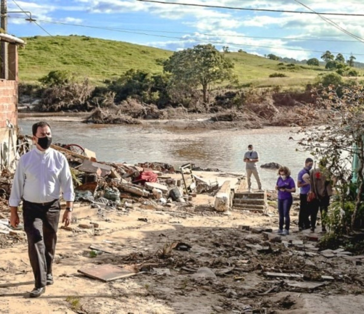 Entidades doam 1 milhão de euros para ajudar vítimas de enchentes no Brasil