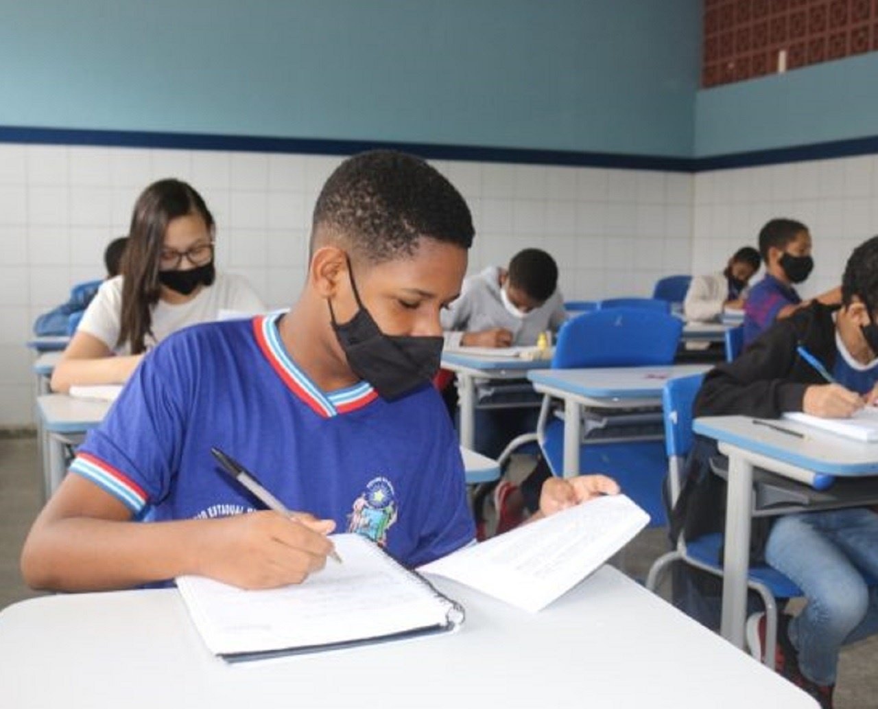  Matrícula da rede estadual de ensino começa na segunda-feira e pode ser realizada de forma on-line; fique por dentro