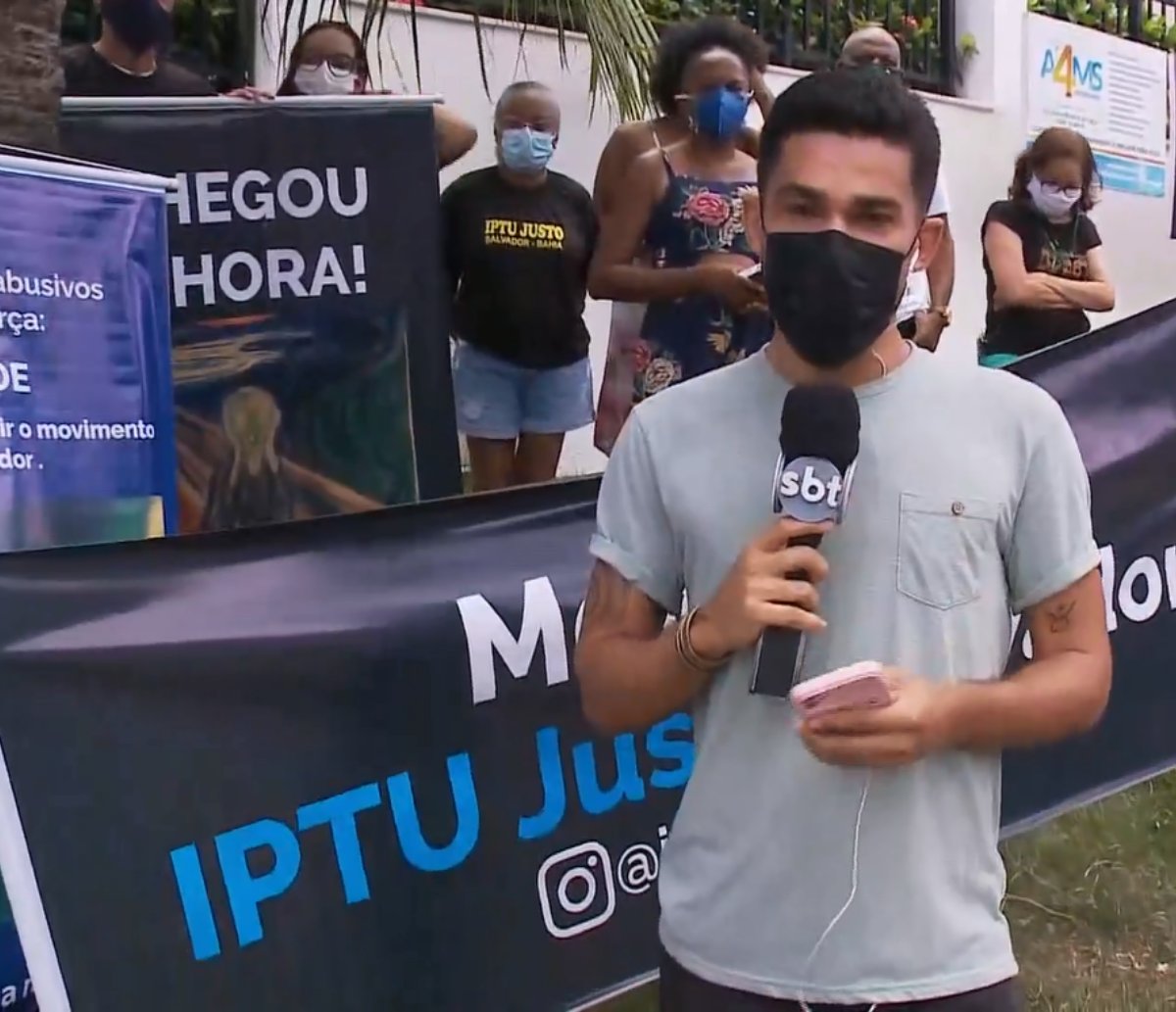 'Movimento IPTU Justo' Salvador protesta contra reajuste de taxa e Secretária municipal responde