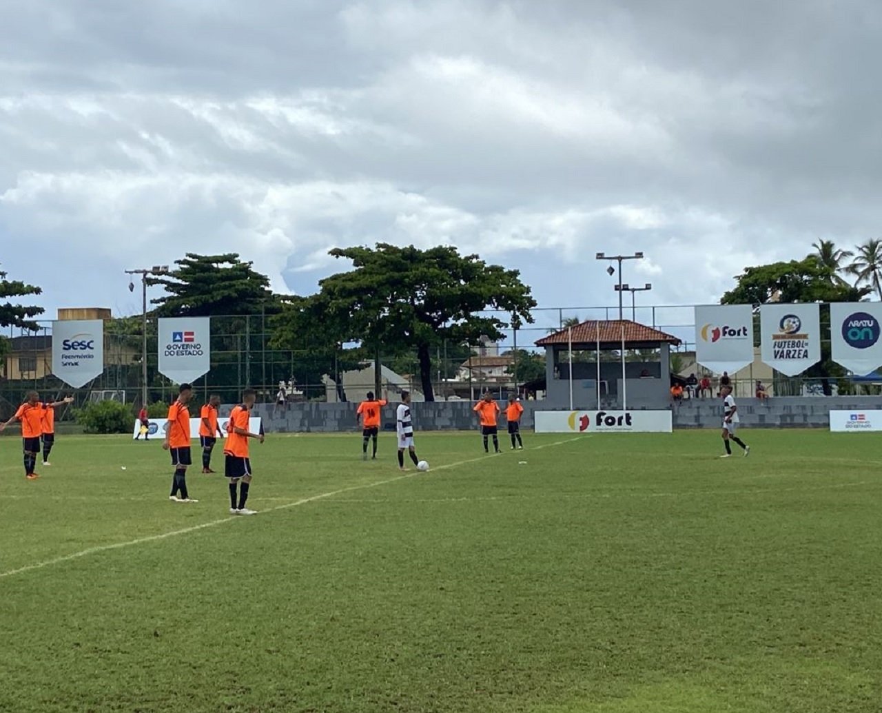 Pela 4ª rodada do Campeonato dos Comerciários, Albatroz vence o Santos no campo do Sesc, em Piatã