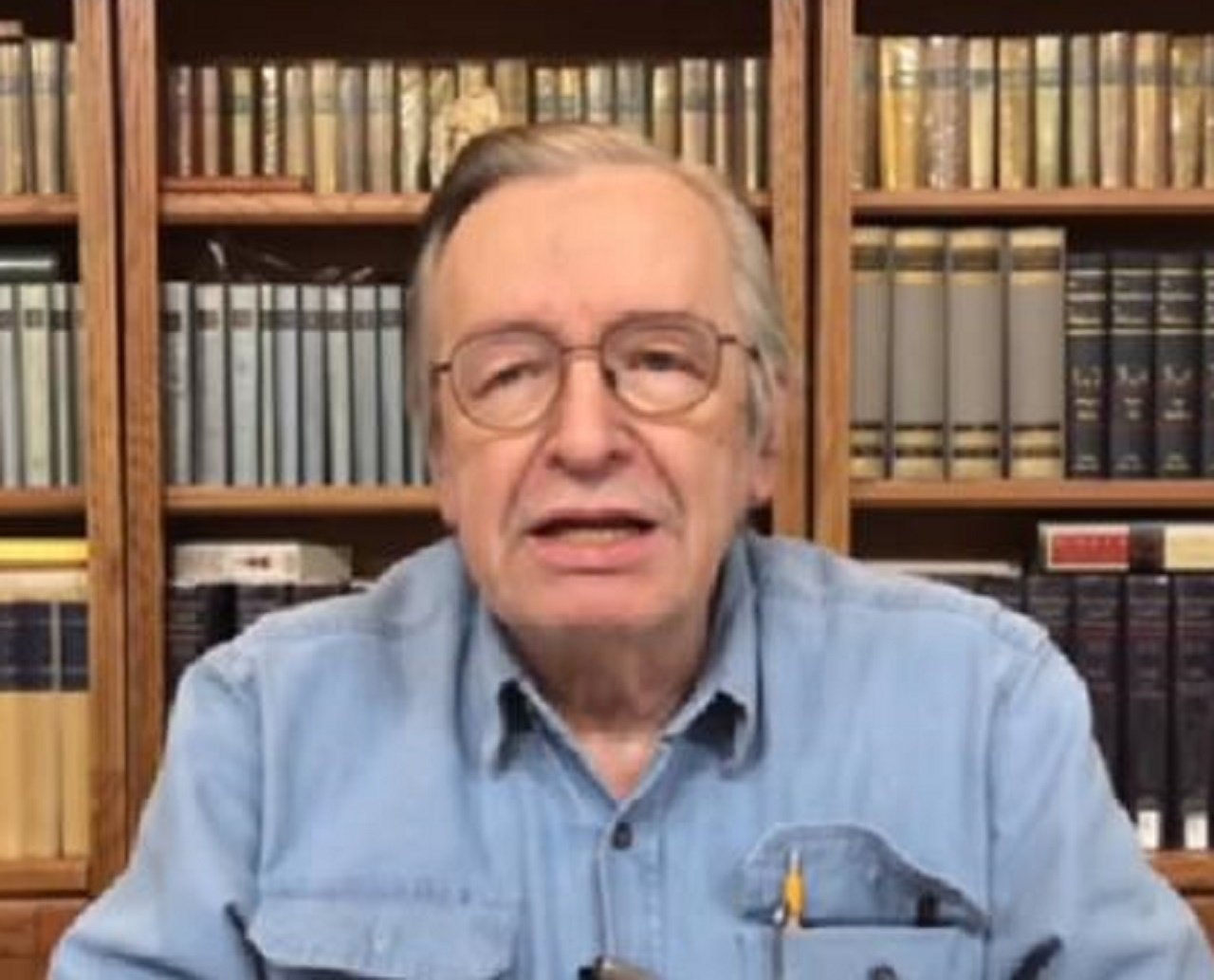 Aos 74 anos, morre o escritor e filósofo Olavo de Carvalho; "um dos maiores pensadores da história", publicou Bolsonaro