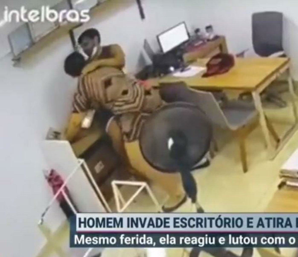 Vídeo mostra momento em que advogada é baleada e luta contra atirador para não ser morta; suspeito é cliente