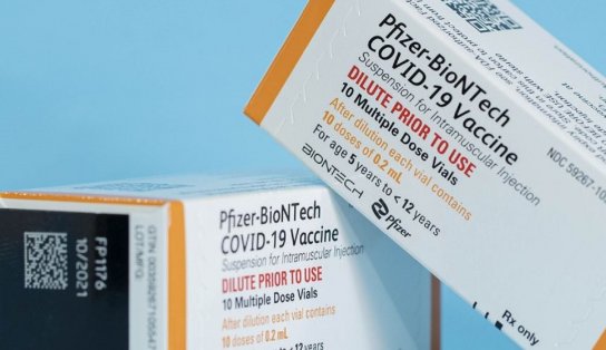 Pfizer solicita aval dos EUA sobre vacina para menores de 5 anos; pedido é para aplicação em duas doses