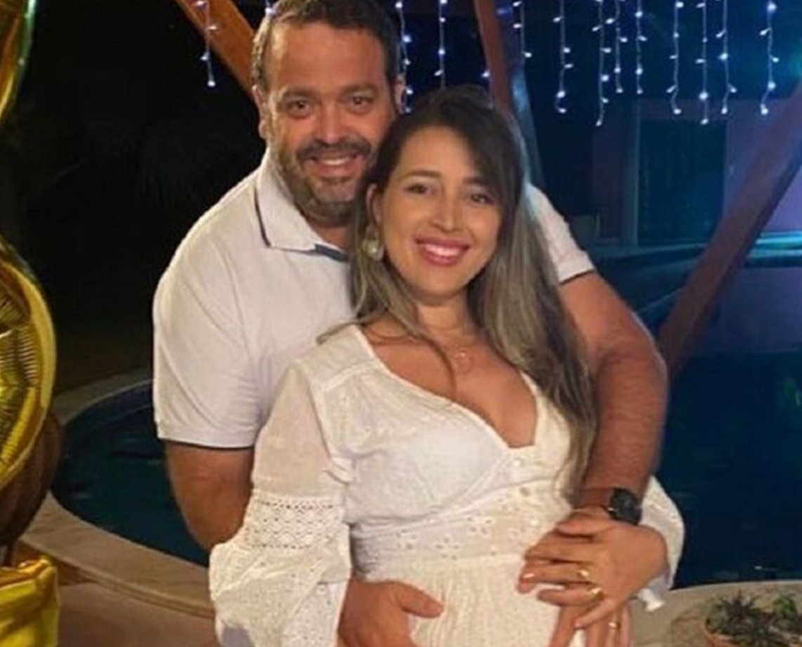 Chefe de Gabinete do prefeito de Santo Est&ecirc;v&atilde;o mata esposa gr&aacute;vida e alega que disparo foi acidental