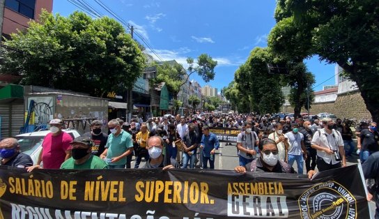 Em protesto, policiais civis se revoltam com declaração de Rui sobre alta velocidade que teria matado agentes e fazem denúncia