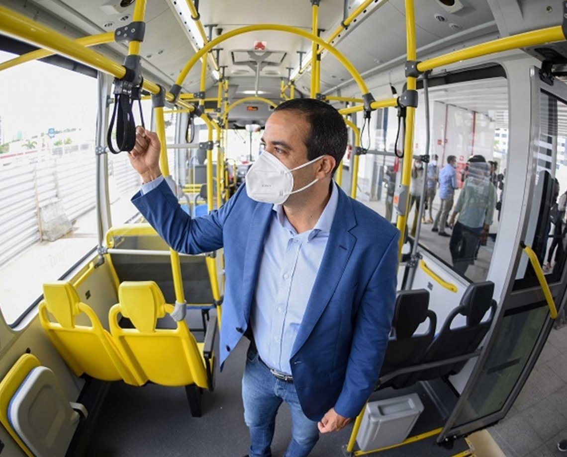 Senado aprova projeto que pode evitar aumento da passagem de ônibus em Salvador; Bruno Reis explica