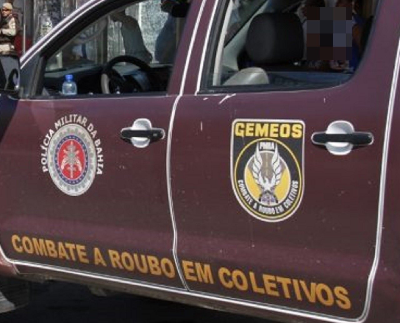 Policiais militares resgatam idoso feito refém por suspeito de roubo de carro no Jardim Santo Inácio