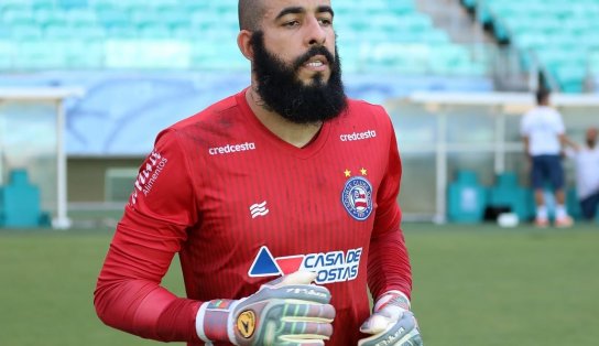 Danilo Fernandes tem alta médica após ataque a ônibus do Bahia; goleiro recebeu 20 pontos