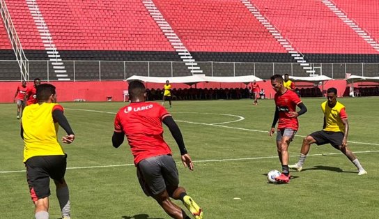 Após empate contra o Atlético de Alagoinhas, reservas do Vitória vencem sub-20 em jogo-treino; Tréllez é destaque