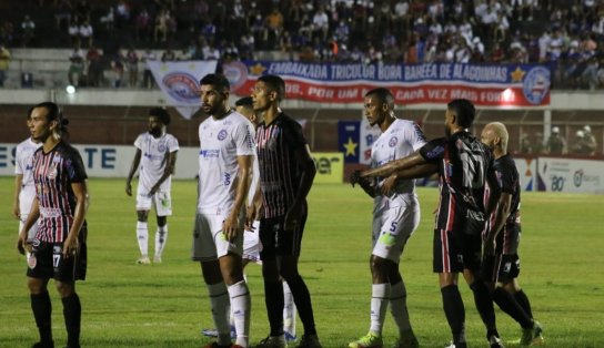 Bahia perde para o Atlético de Alagoinhas e fica perto de ser rebaixado no Campeonato Baiano