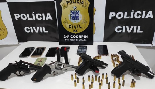 'Caguete': procurado pela polícia, homem entrega localização de armas, munições e motos roubadas