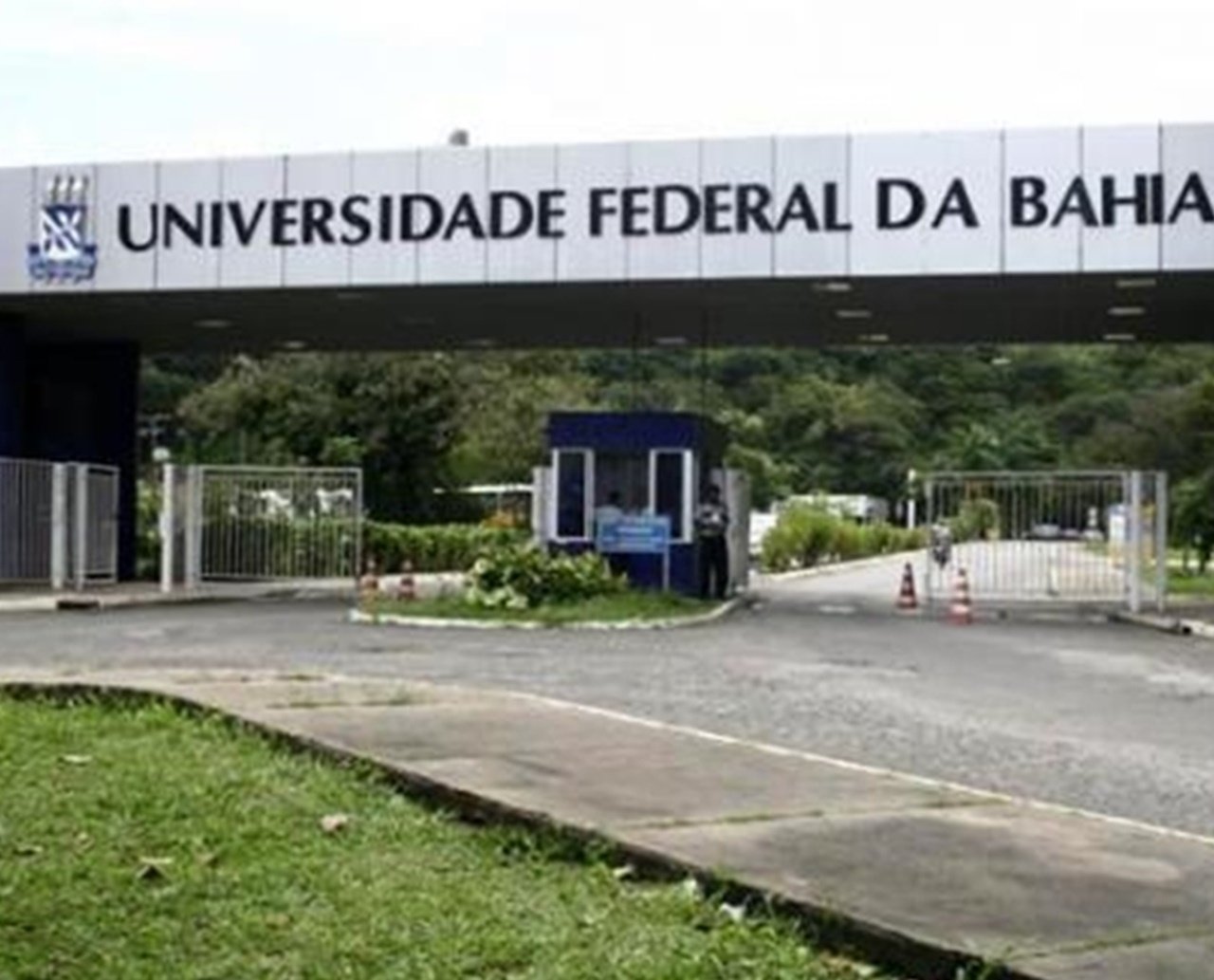 Ufba retoma atividades nesta segunda-feira; primeira semana será de acolhimento, ainda no modo remoto