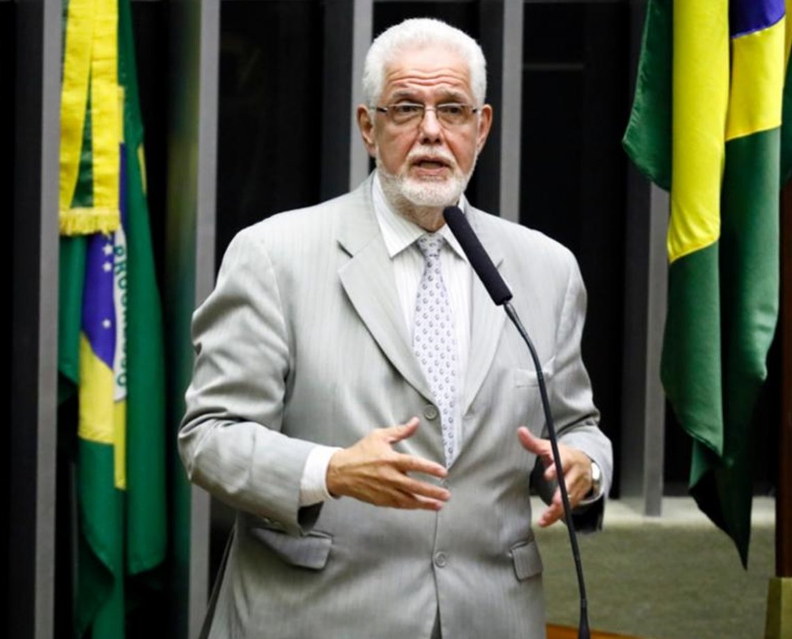 Solla se junta a Moema, Caetano e Jerônimo entre alternativas do PT para disputar Governo da Bahia