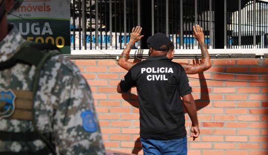 Acusado de estupro e roubo é preso durante operação policial na Cidade Baixa, em Salvador