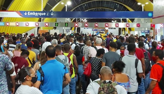 Metrô de Salvador para serviço após pane elétrica e causa transtornos na volta pra casa; assista