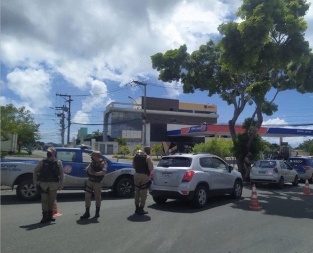 Homem com mandado de prisão em aberto por homicídio é preso em Villas do Atlântico