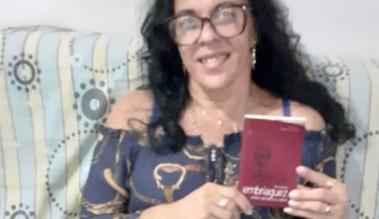 Dia mundial da poesia: terceira coleção do "Mulherio das Letras" reúne produção lírica de 33 autoras 