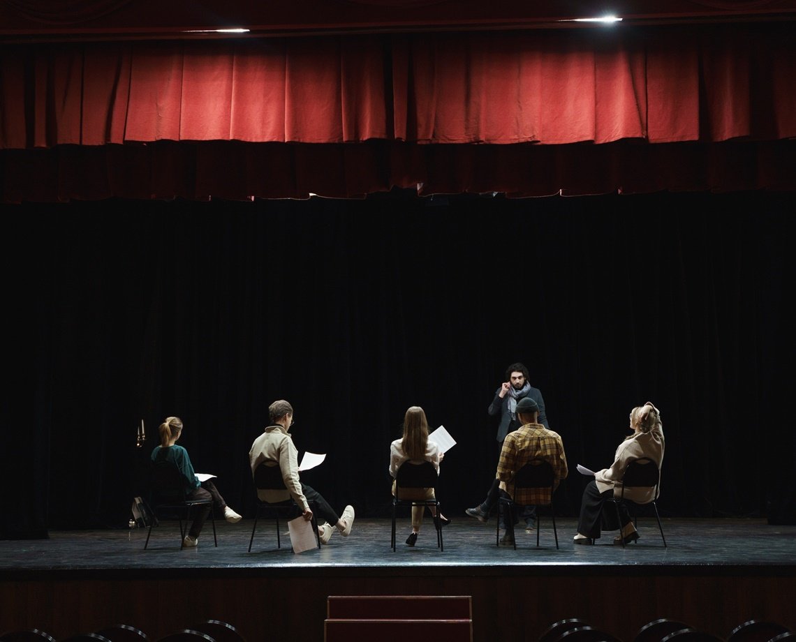 Quer aprender a atuar? Está aberta a pré-inscrição para curso de teatro da Funceb; saiba mais