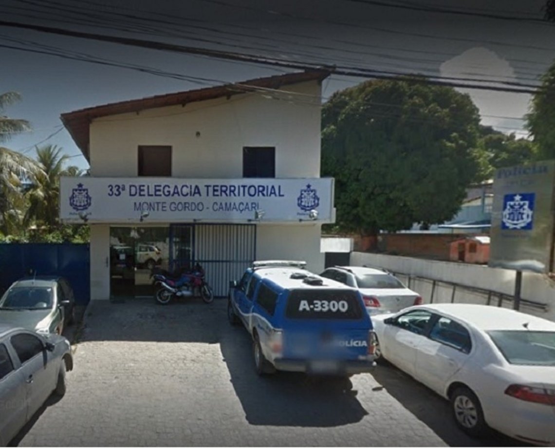 Duplo Homic&iacute;dio: pai e filho s&atilde;o assassinados a tiros dentro de casa em Monte Gordo