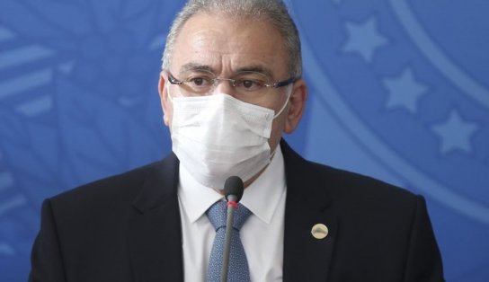 Brasil deve anunciar mudança do status de pandemia para endemia e políticas públicas podem ser afetadas 