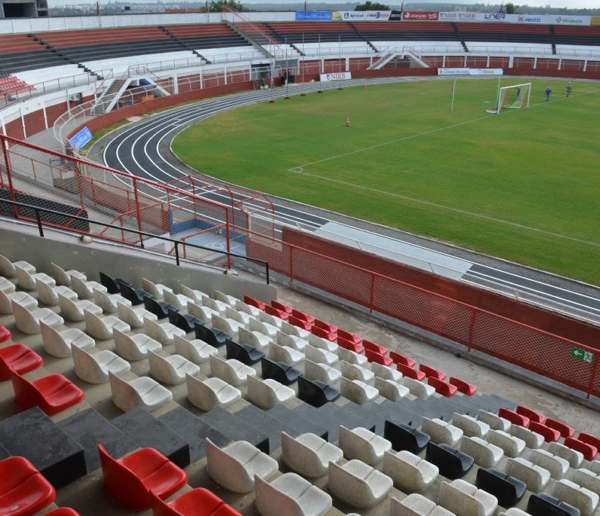 Atlético de Alagoinhas e Jacuipense iniciam decisão do Baianão neste domingo