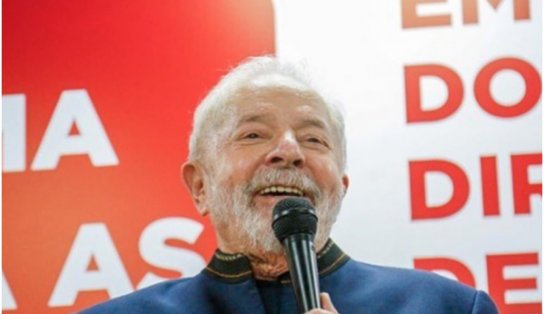 Se eleito, Lula diz que vai tirar 8 mil militares do governo e critica "distribuição de dinheiro" feita por Bolsonaro 