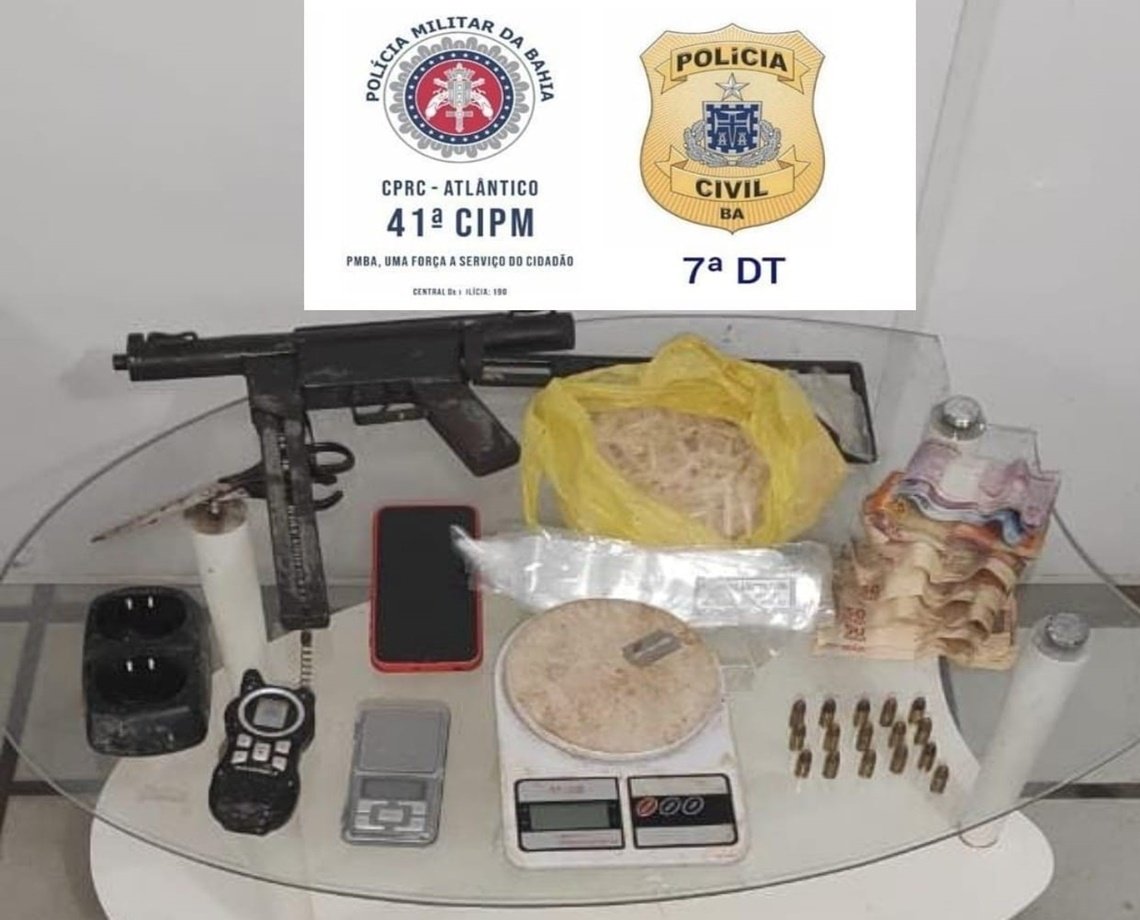Submetralhadora é apreendida durante megaoperação da PM em Salvador