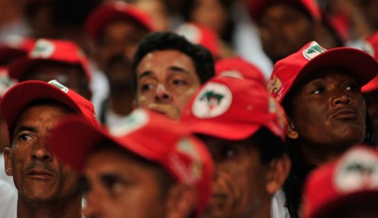 Movimento Sem Terra promove caminhada de 110 km entre Salvador e Feira de Santana 