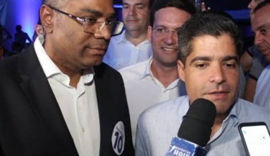 Deputado se antecipa e "anuncia" Márcio Marinho como vice de ACM Neto; ambos negam informação