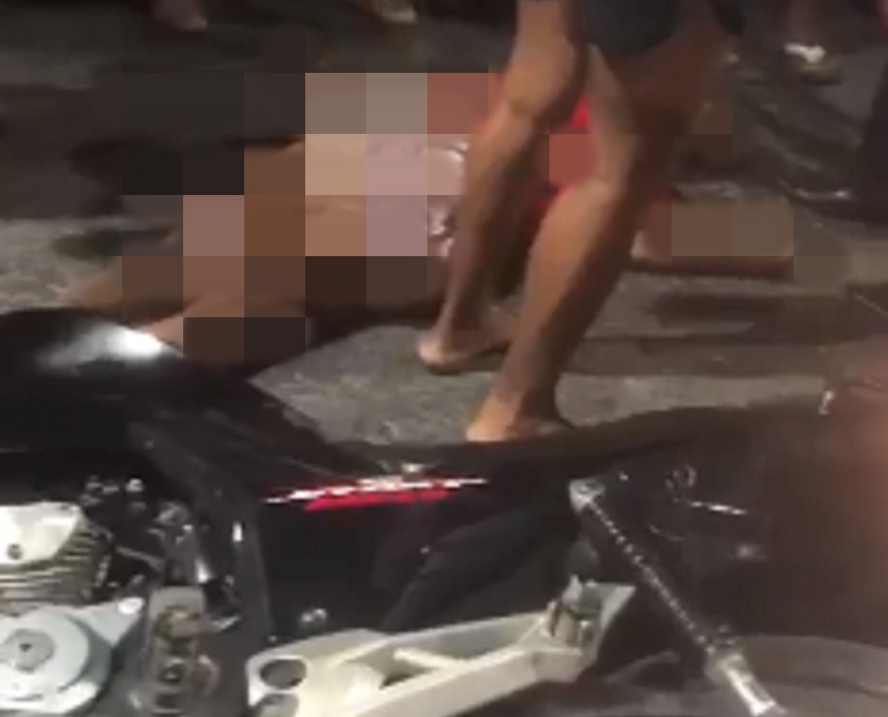 Ataque a tiros: mulher é morta e outra fica ferida na Fazenda Grande do Retiro; dupla estava em motocicleta