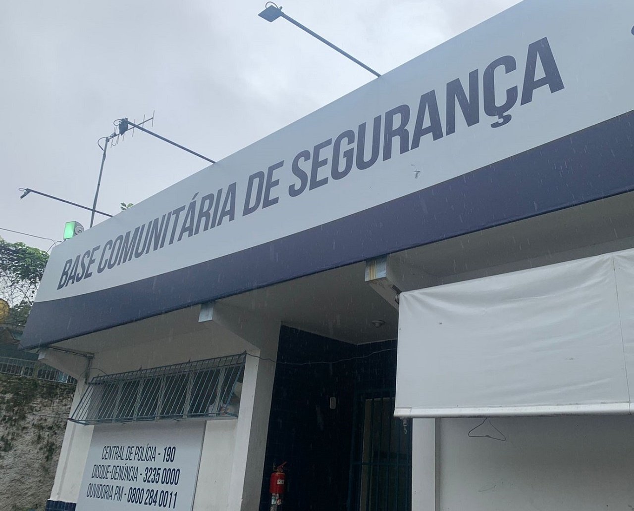 De volta ao passado: Base da PM que tinha projeto contra "muro do fuzila" é atacada em Salvador; relembre  