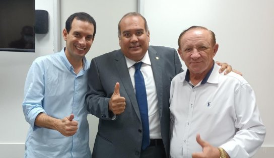 Oposição na ALBA anuncia chegada do deputado Carlos Ubaldino; bancada vai a 28 parlamentares