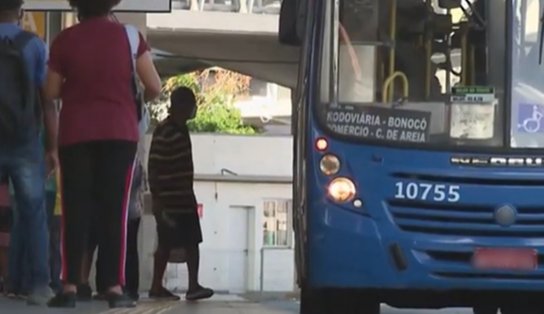 Domingo é inteira: suspenso há mais de um ano, benefício da meia-passagem no buzu de Salvador não tem previsão de retorno