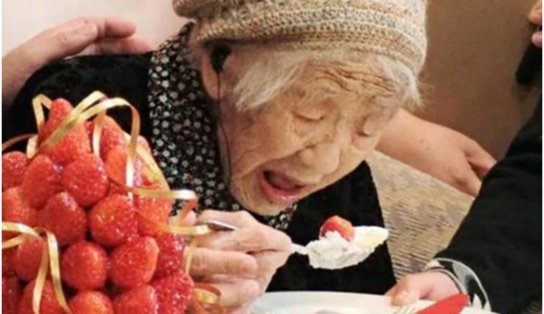 Mulher mais velha do mundo morre aos 119 anos de idade no Japão; refrigerante e chocolate eram alimentos favoritos