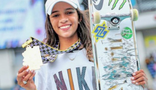 Fadinha voando: aos 14 anos, Rayssa Leal vence o X-Games pela 1ª vez