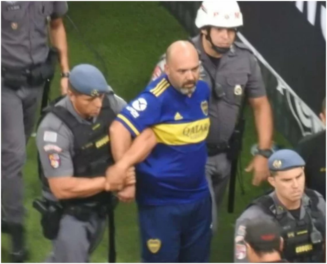 Argentino é preso após ser flagrado imitando macaco na Arena do Corinthians  