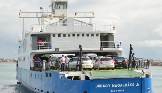 Mais um! Ferry Boat Juracy Magalhães será afundado na baía de todos os santos junto com navio da marinha