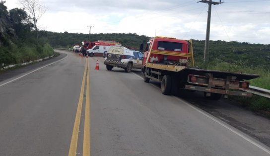 Grave acidente deixa três pessoas mortas na Serra do Tombador, em Jacobina; vídeo