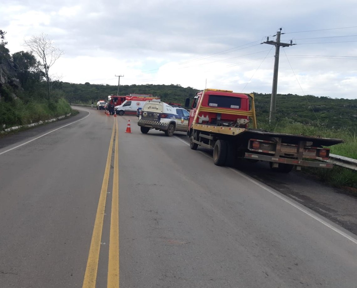 Grave acidente deixa três pessoas mortas na Serra do Tombador, em Jacobina; vídeo